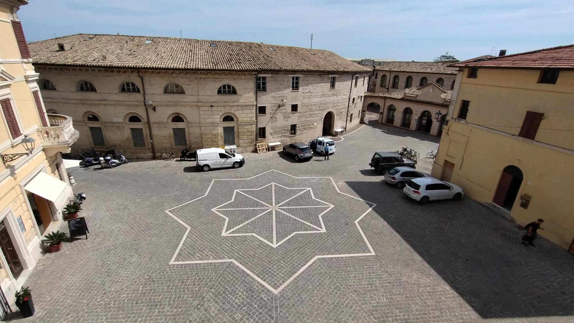 Palazzo Cavalletti - Appartamenti Nel Cuore Di Senigallia Extérieur photo