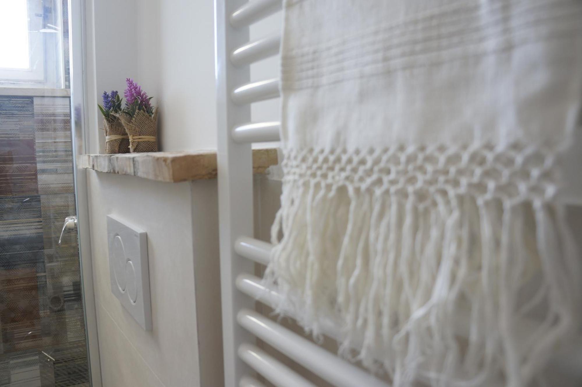 Palazzo Cavalletti - Appartamenti Nel Cuore Di Senigallia Extérieur photo
